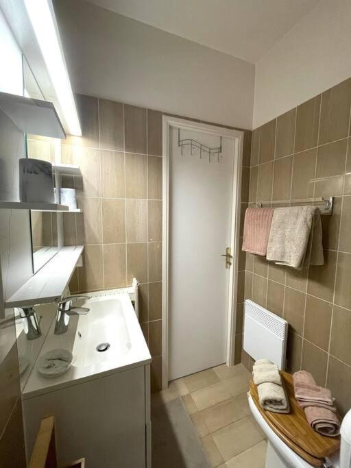 Studio Port Marina - Parking Prive, Climatise Au Ducal Villeneuve-Loubet Eksteriør billede